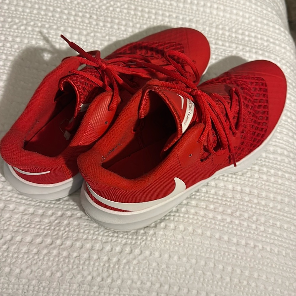 Nike men’s Volleyball shoe